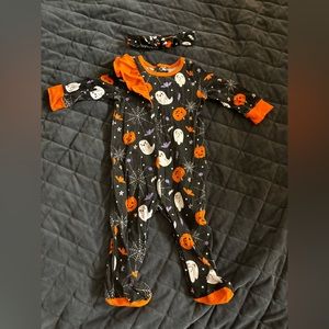 Black Halloween onesie with matching headband